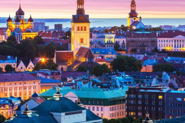 Baltıklar'da 3 Ülke Turu Tallinn & Riga & Vilnius THY İle Kurban Bayramı Özel 7 Gece 8 Gün 2027 (TLL-VNO)